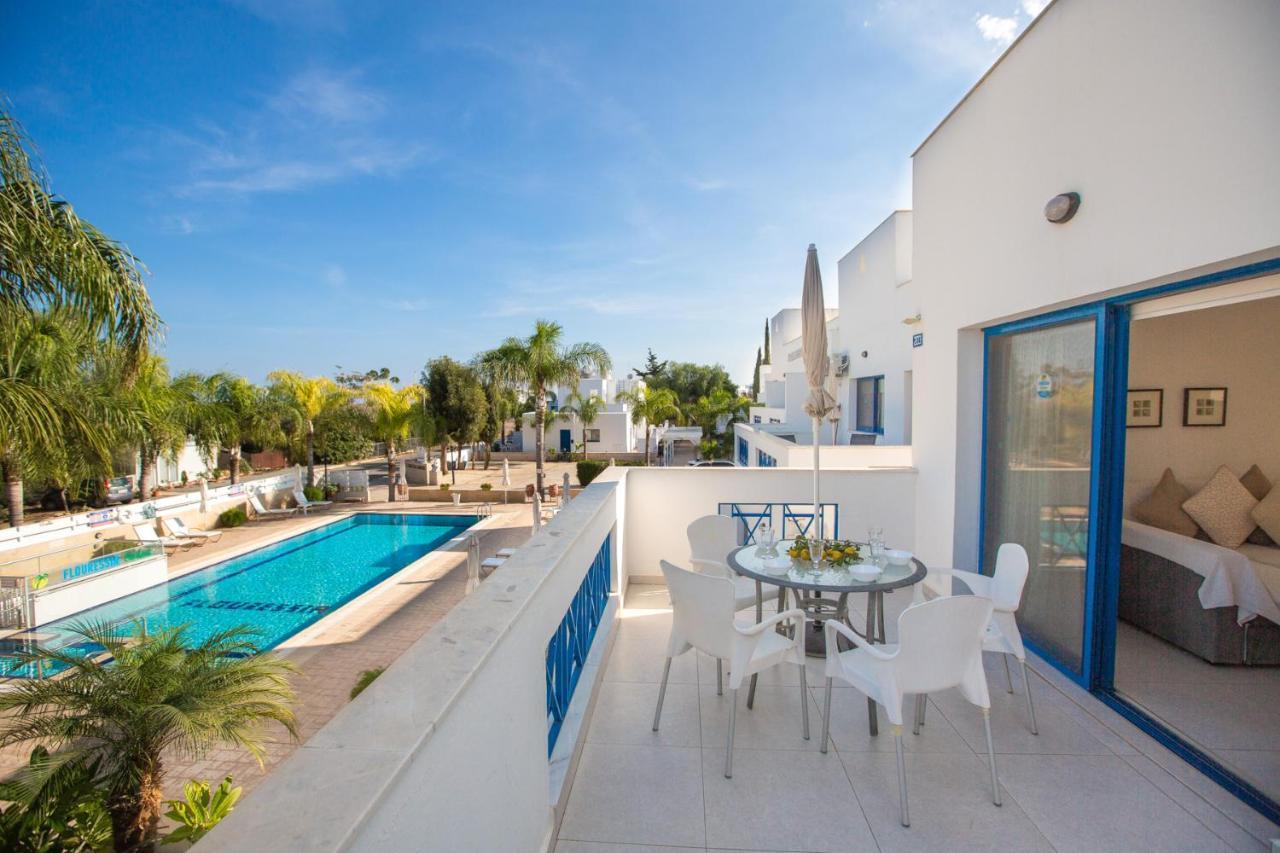 Flouressia Gardens Aparthotel Protaras Exterior photo