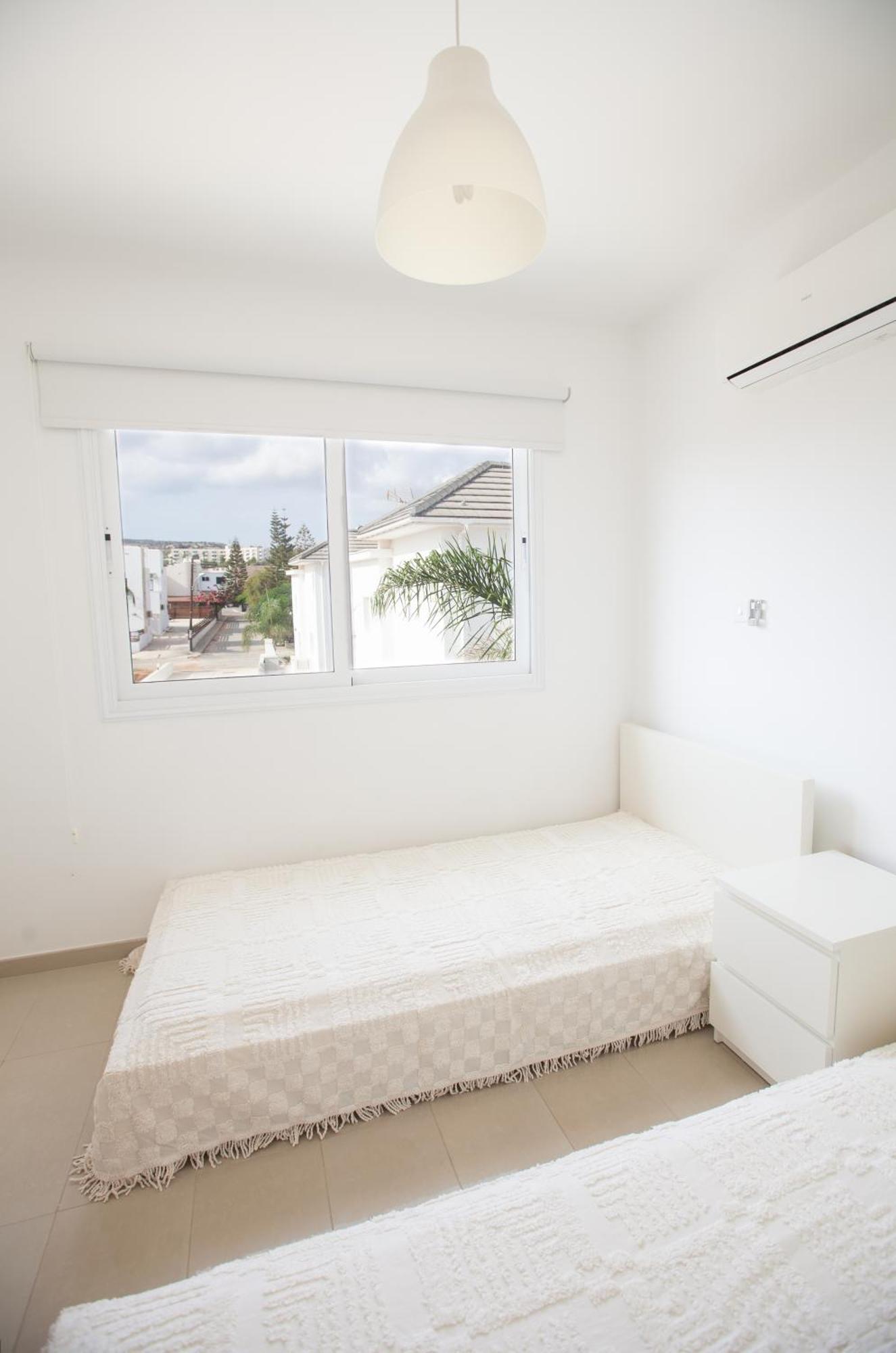 Flouressia Gardens Aparthotel Protaras Room photo
