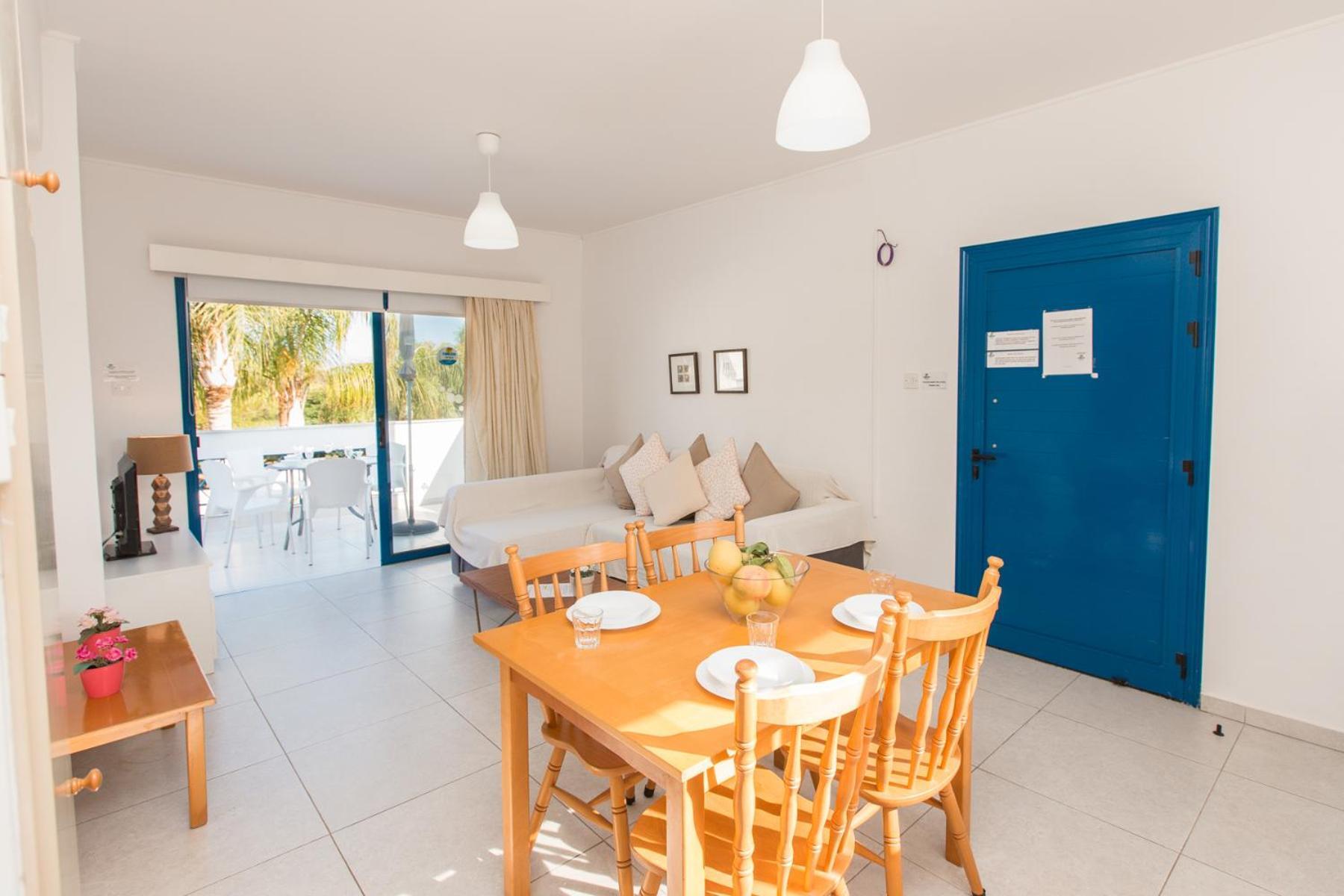 Flouressia Gardens Aparthotel Protaras Room photo