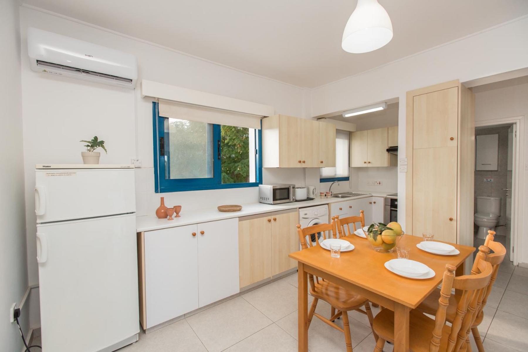 Flouressia Gardens Aparthotel Protaras Room photo